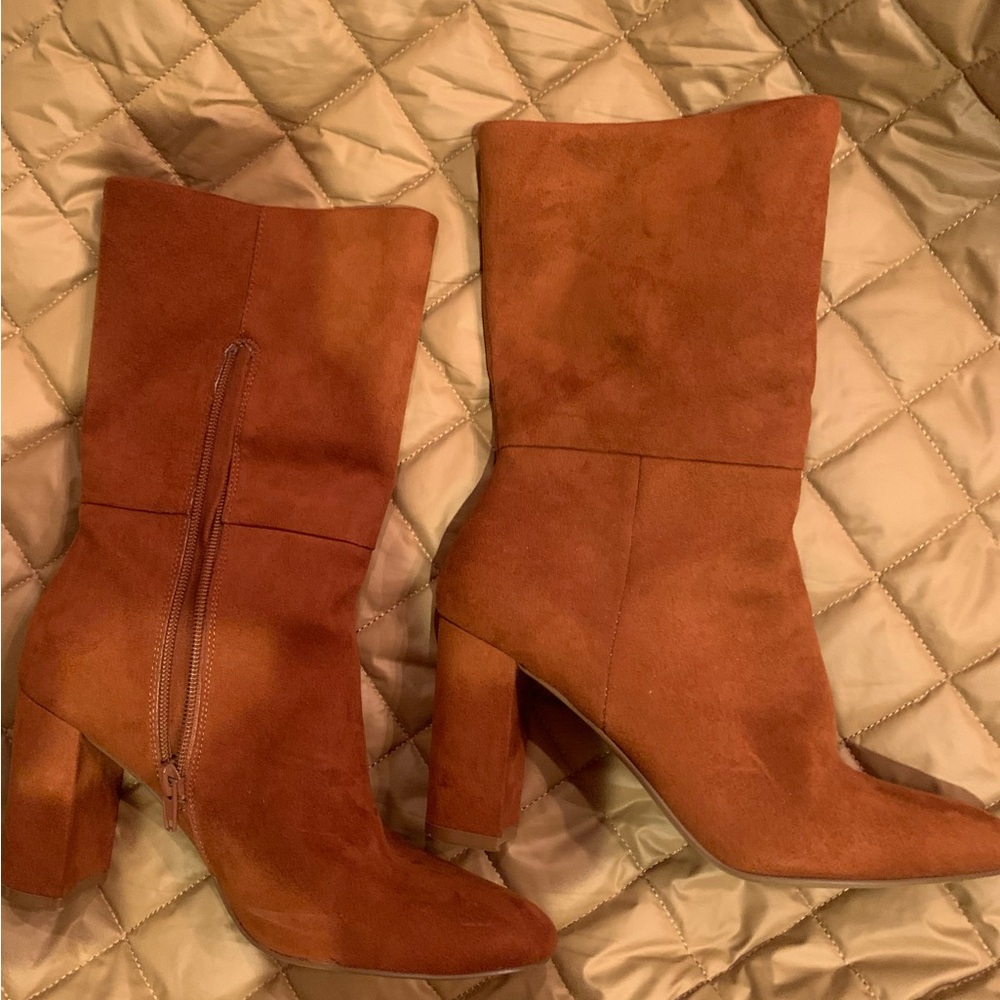 Women's Brown Suede Boots